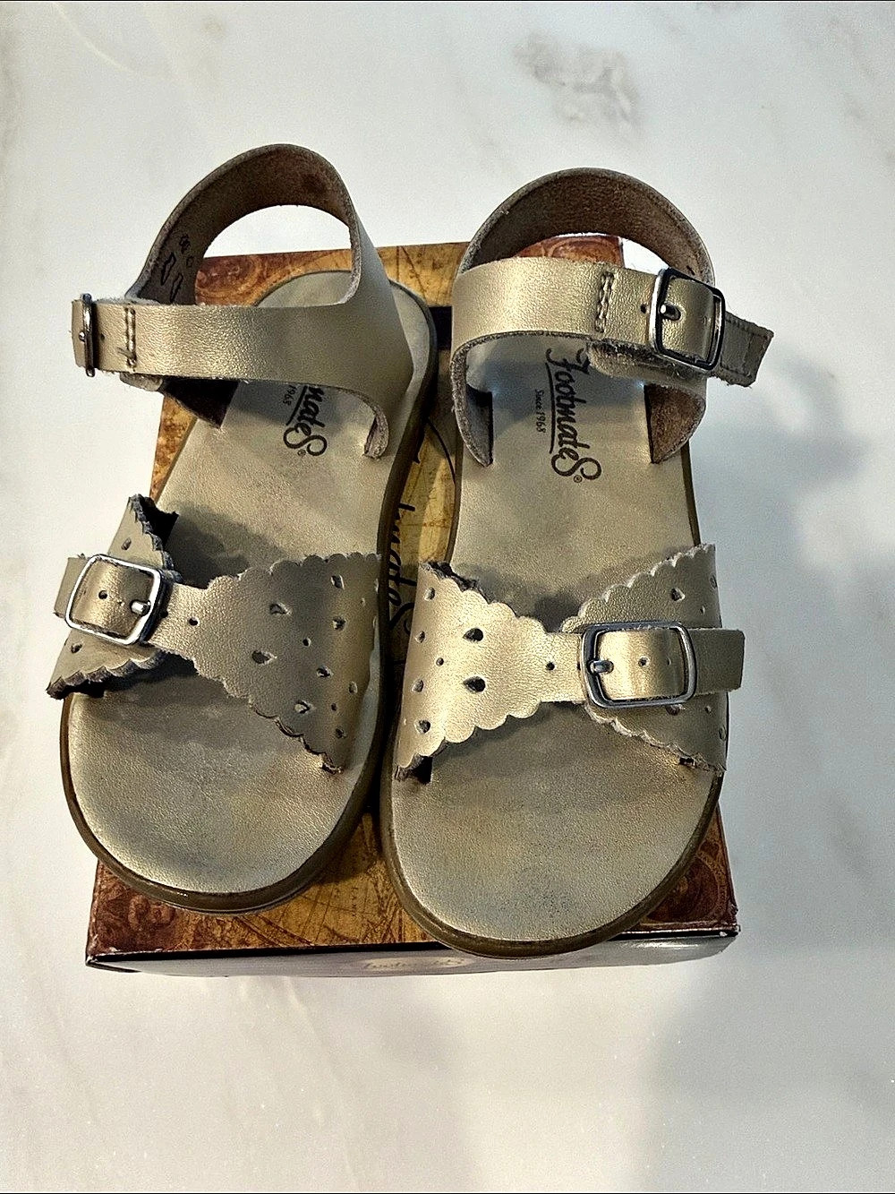 Footmats Ariel Gold Sandals US 9.0